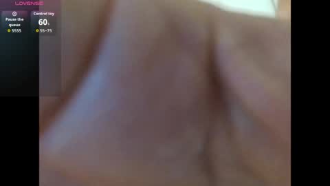 Snapshot of pixieluxxx chatting on May 5, 3:42 pm PixieLuxXx online show from May 5, 3:42 pm