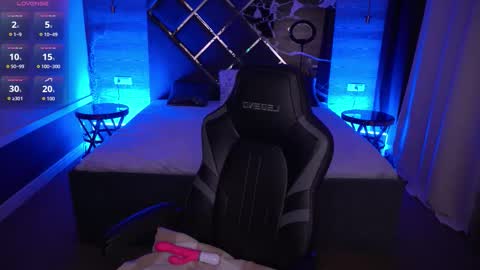 pixiepeachh online show from October 24, 8:38 pm