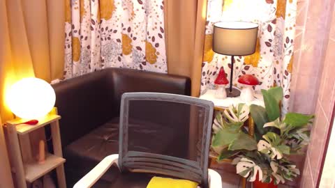 pixiewinky online show from March 6, 8:08 am