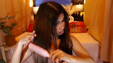 pixiewinky online show from April 12, 11:43 pm