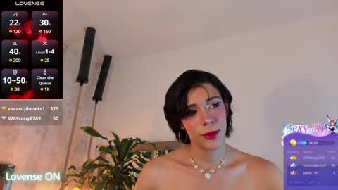 Snapshot of pixy_20 chatting on January 18, 5:41 am cris online show from January 18, 5:41 am