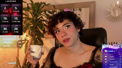 Snapshot of pixy_20 chatting on January 21, 7:26 am cris online show from January 21, 7:26 am
