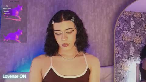 cris online show from December 17, 2:39 am