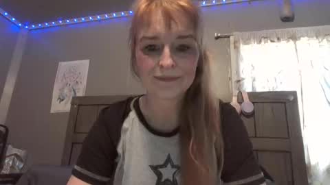 pizzedwife online show from April 17, 6:11 pm