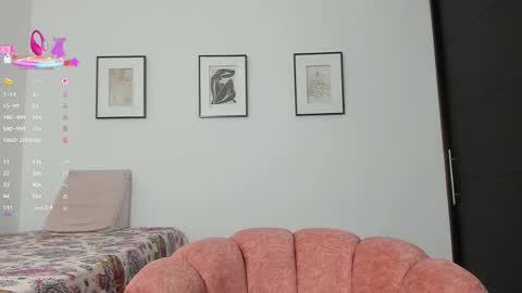 Angie Henao online show from September 18, 5:37 pm