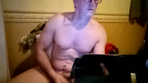 pla_mad online show from April 10, 8:57 pm