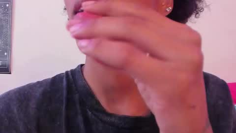 Snapshot of planetfantasy1 chatting on October 20, 3:56 pm Venus  Vee  Cutie online show from October 20, 3:56 pm