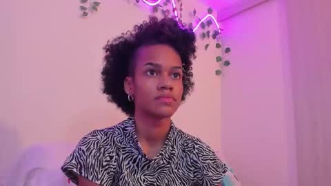 Snapshot of planetfantasy1 chatting on November 4, 12:15 pm Venus  Vee  Cutie online show from November 4, 12:15 pm