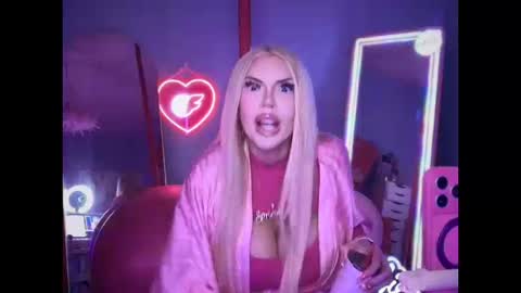 Snapshot of plasticfuckdoll chatting on October 12, 5:39 am Dumb bimbo fuck doll online show from October 12, 5:39 am