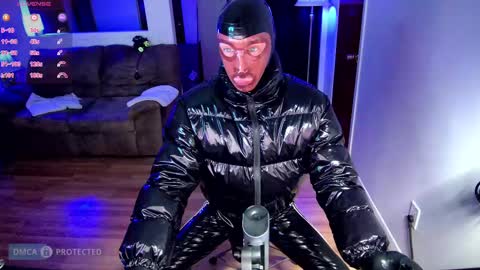 Snapshot of plasticme chatting on September 9, 5:23 pm plasticme online show from September 9, 5:23 pm