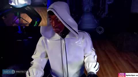 plasticme online show from April 25, 10:18 pm