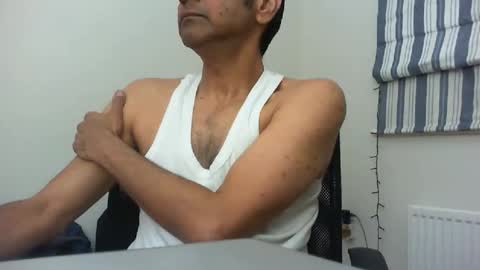 Snapshot of platino3026 chatting on May 13, 11:55 pm platino3026 online show from May 13, 11:55 pm