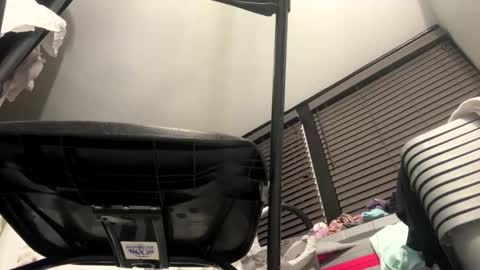 Snapshot of platinumpuzzy chatting on October 15, 2:33 am Platinum Puzzy online show from October 15, 2:33 am