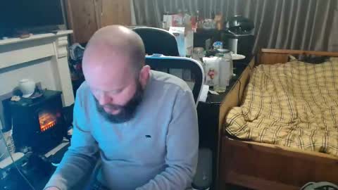 Snapshot of playboy_horny chatting on April 24, 11:29 pm playboy_horny online show from April 24, 11:29 pm