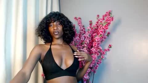 Snapshot of playboypetit chatting on February 1, 8:40 pm playboypetit online show from February 1, 8:40 pm