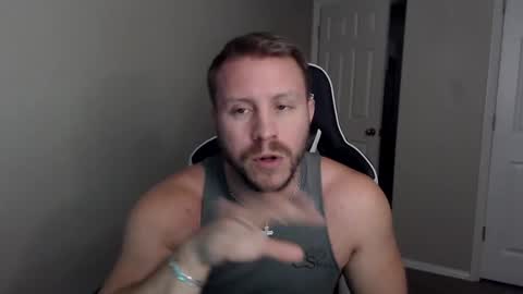 Player online show from October 24, 5:42 pm