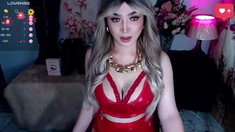 Snapshot of playful_angel1598 chatting on May 30, 8:06 pm ARA online show from May 30, 8:06 pm
