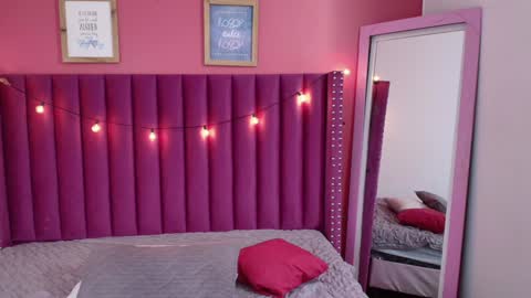 SAMARA  online show from January 13, 12:45 pm