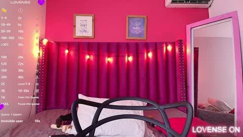 SAMARA  online show from January 14, 7:00 pm