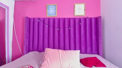 SAMARA  online show from November 19, 12:38 pm