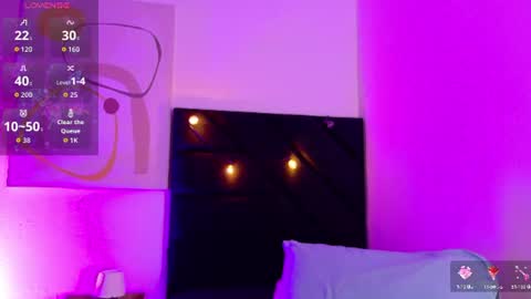 Snapshot of playfuljust_18 chatting on June 23, 12:47 pm SAMARA online show from June 23, 12:47 pm