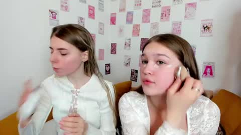 Snapshot of playfulmelly chatting on May 27, 9:17 am Melly online show from May 27, 9:17 am
