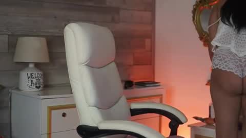 PlayfulSamy online show from January 5, 8:11 am