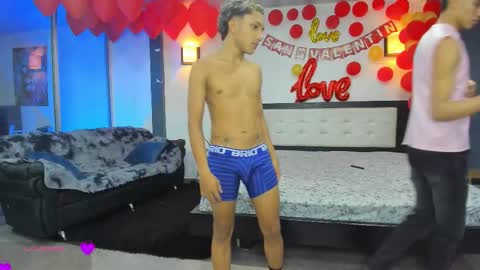   online show from February 20, 11:05 pm