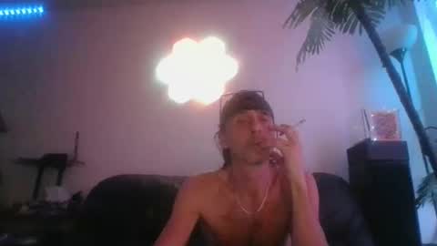 Snapshot of playoncam69 chatting on December 25, 10:06 am playoncam69 online show from December 25, 10:06 am