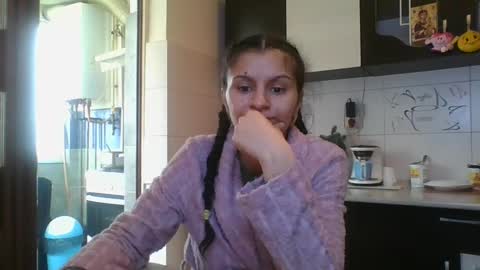 Snapshot of pleas3s_sweet chatting on February 8, 8:31 am pleas3s_sweet online show from February 8, 8:31 am