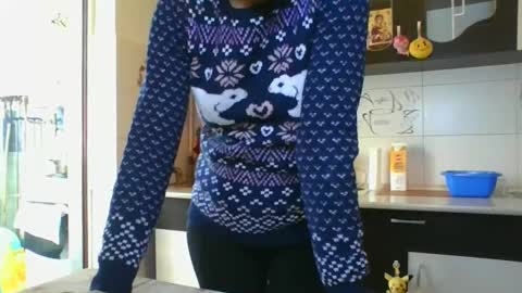 Snapshot of pleas3s_sweet chatting on February 19, 7:28 am pleas3s_sweet online show from February 19, 7:28 am