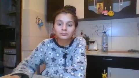 Snapshot of pleas3s_sweet chatting on March 3, 12:37 am pleas3s_sweet online show from March 3, 12:37 am