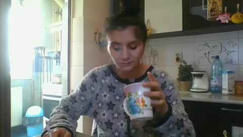 Snapshot of pleas3s_sweet chatting on March 3, 12:16 pm pleas3s_sweet online show from March 3, 12:16 pm