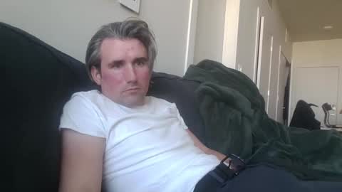 pleasebeolder online show from January 16, 7:40 pm