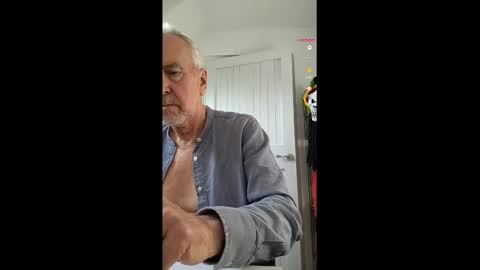 Snapshot of pleasedominateme chatting on March 9, 4:00 pm Pleasedominateme online show from March 9, 4:00 pm