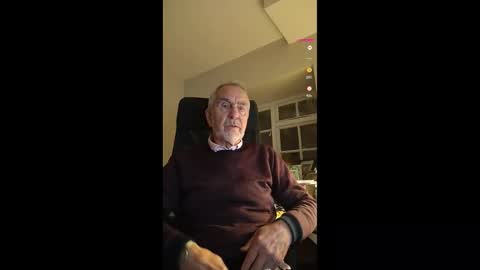 Snapshot of pleasedominateme chatting on November 26, 5:25 pm Pleasedominateme online show from November 26, 5:25 pm