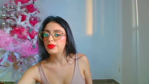 JUAN AND JULI online show from December 22, 10:29 pm