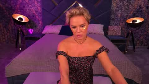 Ira brunette and Vika blonde online show from March 15, 7:03 am