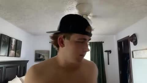 Snapshot of plighten chatting on November 20, 10:53 pm Kayden Mills online show from November 20, 10:53 pm