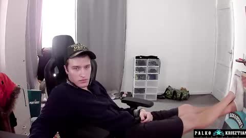 plkrisztian online show from February 4, 5:19 pm