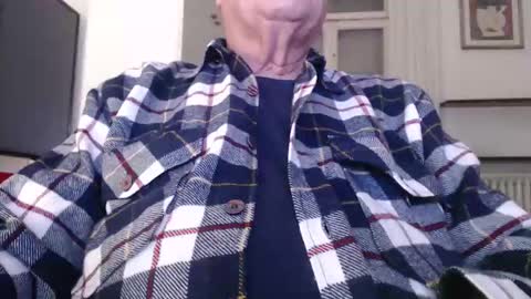 pllkgh45ymn online show from October 12, 7:35 pm