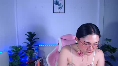 Ploysai online show from October 17, 8:06 am