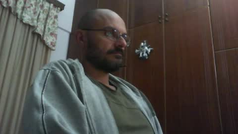 Snapshot of plu07f3520 chatting on May 17, 11:56 pm plu07f3520 online show from May 17, 11:56 pm
