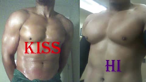 StraightPlush online show from March 21, 7:50 pm