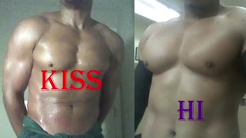 StraightPlush online show from April 12, 5:23 am