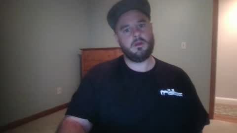 Evan online show from November 9, 9:46 pm