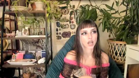 Snapshot of pluto_astrology chatting on September 9, 7:13 pm Goddess Pluto online show from September 9, 7:13 pm