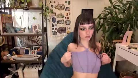 Snapshot of pluto_astrology chatting on February 24, 10:52 pm Goddess Pluto online show from February 24, 10:52 pm