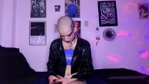    online show from October 30, 1:40 am