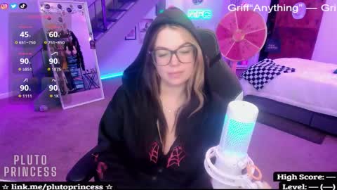 Pluto Princess online show from November 20, 3:39 am